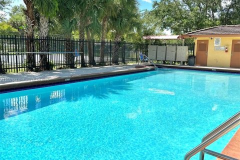 Copropriété à vendre à Coral Springs, Floride: 3 chambres, 117.99 m2 № 1281777 - photo 17