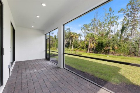 Villa ou maison à vendre à North Port, Floride: 3 chambres, 191.01 m2 № 1273362 - photo 30