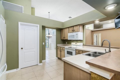 Villa ou maison à vendre à Merrit Island, Floride: 4 chambres, 205.87 m2 № 1124987 - photo 8