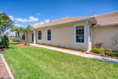 Villa ou maison à vendre à North Port, Floride: 2 chambres, 154.78 m2 № 1125171 - photo 9