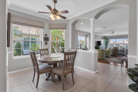 Villa ou maison à vendre à North Port, Floride: 2 chambres, 154.78 m2 № 1125171 - photo 5