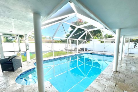 House in Fort Lauderdale, Florida 3 bedrooms, 148.09 sq.m. № 1002851 - photo 3