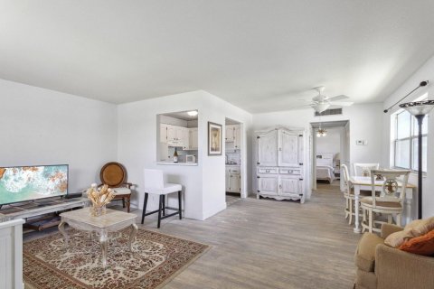 Copropriété à vendre à Delray Beach, Floride: 1 chambre, 66.89 m2 № 1141285 - photo 11