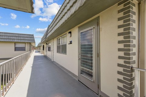 Condo in Delray Beach, Florida, 1 bedroom  № 1141285 - photo 19