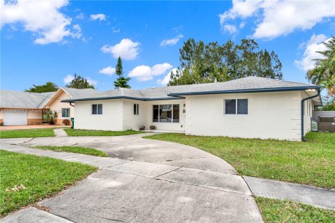 Villa ou maison à vendre à Margate, Floride: 3 chambres, 193.33 m2 № 1295021 - photo 3