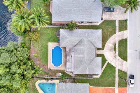 Casa en venta en Margate, Florida, 3 dormitorios, 193.33 m2 № 1295021 - foto 27