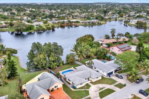 Villa ou maison à vendre à Margate, Floride: 3 chambres, 193.33 m2 № 1295021 - photo 29