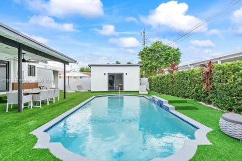 Casa en venta en Miami, Florida, 4 dormitorios, 111.85 m2 № 1415721 - foto 8