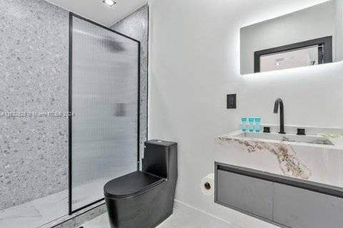 Casa en venta en Miami, Florida, 4 dormitorios, 111.85 m2 № 1415721 - foto 26