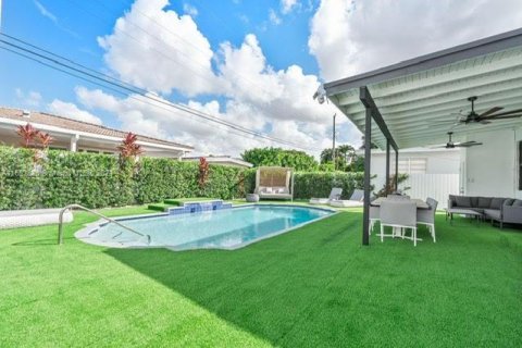 Casa en venta en Miami, Florida, 4 dormitorios, 111.85 m2 № 1415721 - foto 28