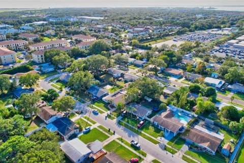 Villa ou maison à vendre à Tampa, Floride: 3 chambres, 127.74 m2 № 1313480 - photo 11