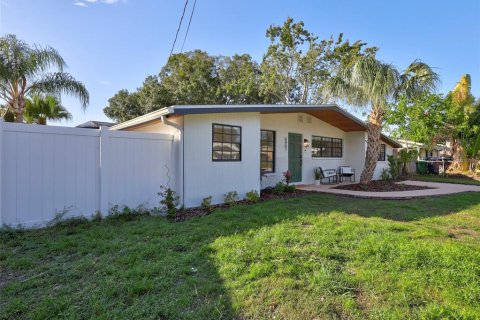 Villa ou maison à vendre à Tampa, Floride: 3 chambres, 127.74 m2 № 1313480 - photo 4