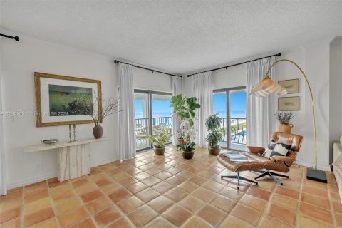 Condo in Miami Beach, Florida, 3 bedrooms  № 1328289 - photo 5