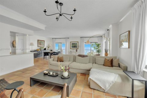 Condo in Miami Beach, Florida, 3 bedrooms  № 1328289 - photo 6