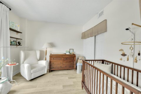 Condo in Miami Beach, Florida, 3 bedrooms  № 1328289 - photo 20