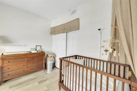 Condo in Miami Beach, Florida, 3 bedrooms  № 1328289 - photo 22