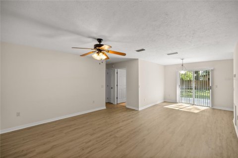 Casa en venta en Ocala, Florida, 3 dormitorios, 135.27 m2 № 1347199 - foto 3