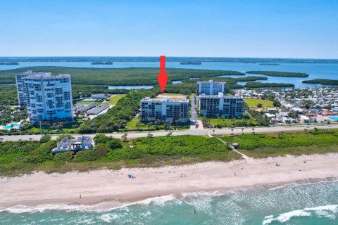 Condominio en venta en Hutchinson Island South, Florida, 2 dormitorios, 116.22 m2 № 1117747 - foto 10