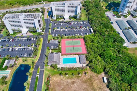 Condominio en venta en Hutchinson Island South, Florida, 2 dormitorios, 116.22 m2 № 1117747 - foto 9