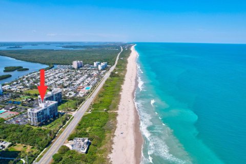 Condominio en venta en Hutchinson Island South, Florida, 2 dormitorios, 116.22 m2 № 1117747 - foto 11