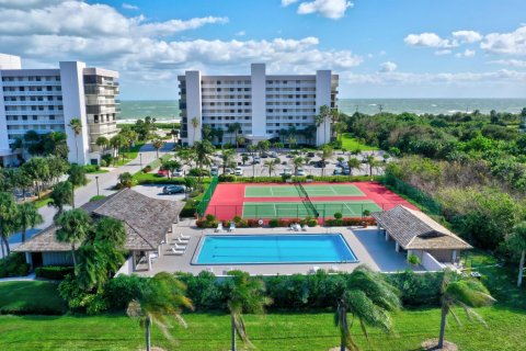 Copropriété à vendre à Hutchinson Island South, Floride: 2 chambres, 116.22 m2 № 1117747 - photo 1