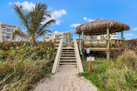 Copropriété à vendre à Hutchinson Island South, Floride: 2 chambres, 116.22 m2 № 1117747 - photo 24