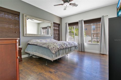 Casa en venta en Orlando, Florida, 5 dormitorios, 260.78 m2 № 872200 - foto 16