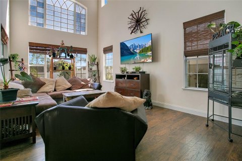 Casa en venta en Orlando, Florida, 5 dormitorios, 260.78 m2 № 872200 - foto 5