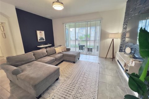 Condo in Davenport, Florida, 3 bedrooms  № 1088089 - photo 13