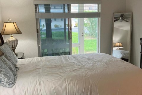 Condo in Lake Worth, Florida, 1 bedroom  № 1096742 - photo 21