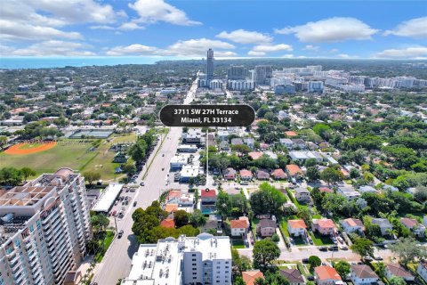 Immobilier commercial à vendre à Miami, Floride: 225.57 m2 № 1345865 - photo 3