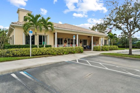 Купить виллу или дом в Хоб-Саунд, Флорида 3 спальни, 184.69м2, № 914264 - фото 8