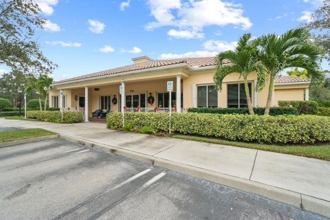 Купить виллу или дом в Хоб-Саунд, Флорида 3 спальни, 184.69м2, № 914264 - фото 9