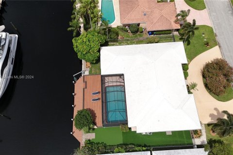 House in Fort Lauderdale, Florida 3 bedrooms, 213.77 sq.m. № 1379147 - photo 28