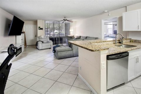 Condominio en venta en Coconut Creek, Florida, 2 dormitorios, 90.58 m2 № 1290795 - foto 13