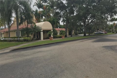 Condominio en venta en Coconut Creek, Florida, 2 dormitorios, 90.58 m2 № 1290795 - foto 1