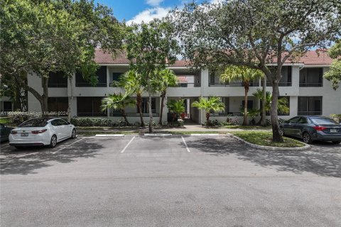 Copropriété à vendre à Coconut Creek, Floride: 2 chambres, 90.58 m2 № 1290795 - photo 26