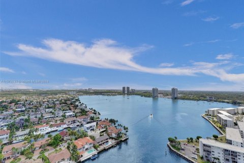 Copropriété à vendre à Aventura, Floride: 3 chambres, 157.56 m2 № 1135587 - photo 1