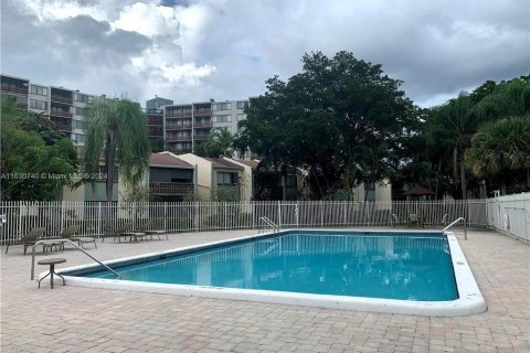 Copropriété à vendre à Lauderhill, Floride: 1 chambre, 76.37 m2 № 1291418 - photo 20