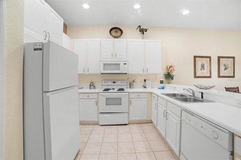 Condo in Davenport, Florida, 2 bedrooms  № 1371793 - photo 4