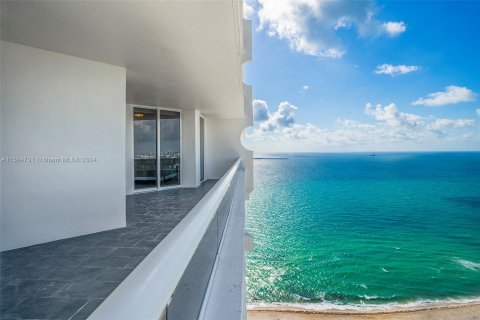 Condo in Miami Beach, Florida, 2 bedrooms  № 1171932 - photo 13