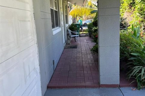 Casa en venta en Tampa, Florida, 3 dormitorios, 115.94 m2 № 1341651 - foto 4