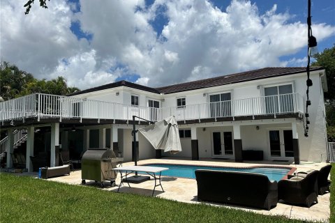 Villa ou maison à vendre à Coral Gables, Floride: 4 chambres, 225.1 m2 № 1000522 - photo 5