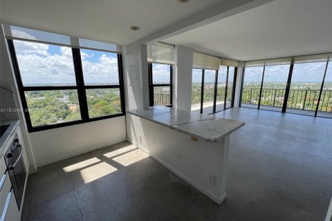 Condominio en venta en Miami, Florida, 2 dormitorios, 122.26 m2 № 944602 - foto 3