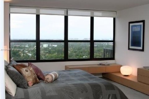 Condominio en venta en Miami, Florida, 2 dormitorios, 122.26 m2 № 944602 - foto 17
