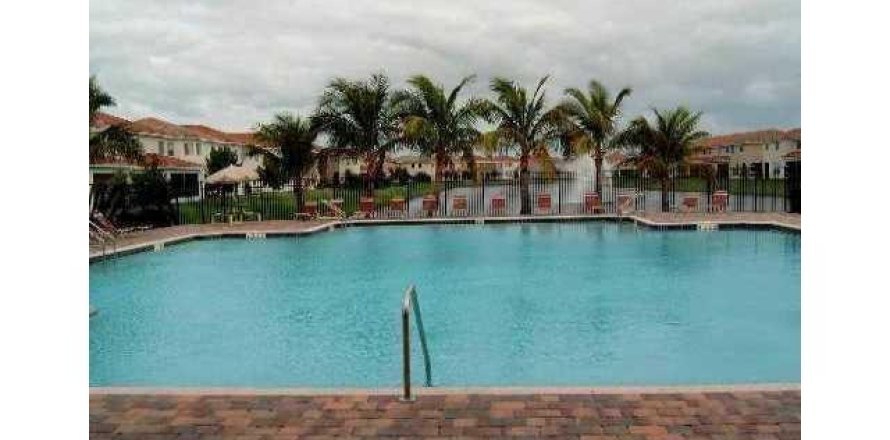 Townhouse in Riviera Beach, Florida 2 bedrooms, 111.39 sq.m. № 1161769