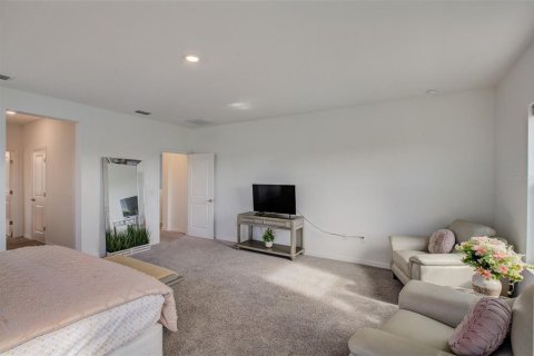 Casa en venta en Kissimmee, Florida, 6 dormitorios, 393.16 m2 № 875275 - foto 27