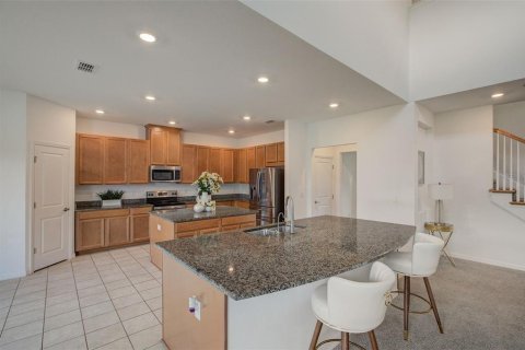 Villa ou maison à vendre à Kissimmee, Floride: 6 chambres, 393.16 m2 № 875275 - photo 12