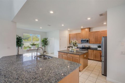 Villa ou maison à vendre à Kissimmee, Floride: 6 chambres, 393.16 m2 № 875275 - photo 13