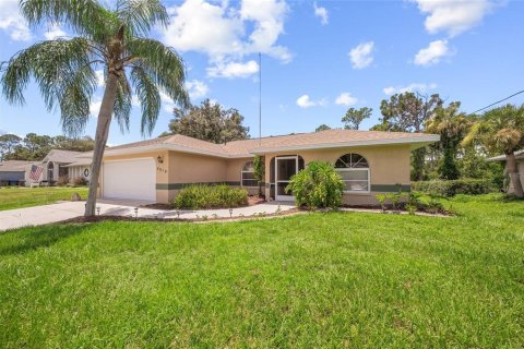 Villa ou maison à vendre à North Port, Floride: 3 chambres, 133.59 m2 № 1285980 - photo 4